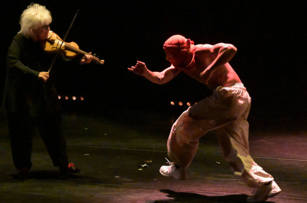 Festival d'Avignon OFF 2026: 'Identités. Le voyage musical de Catherine Lara et de la Cie Kumo'