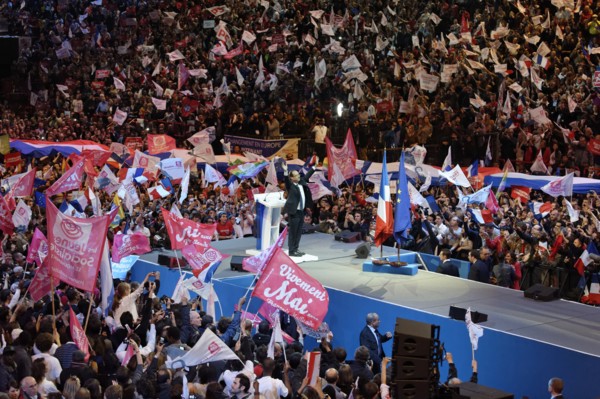 Meeting de François Hollande au Palais Omnisports de Paris Bercy