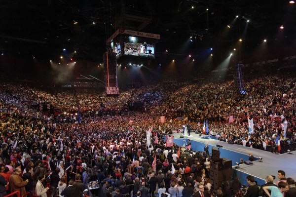 Meeting de François Hollande au Palais Omnisports de Paris Bercy
