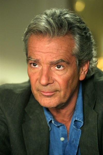 Pierre Arditi dans la série "Sauveur Giordano"