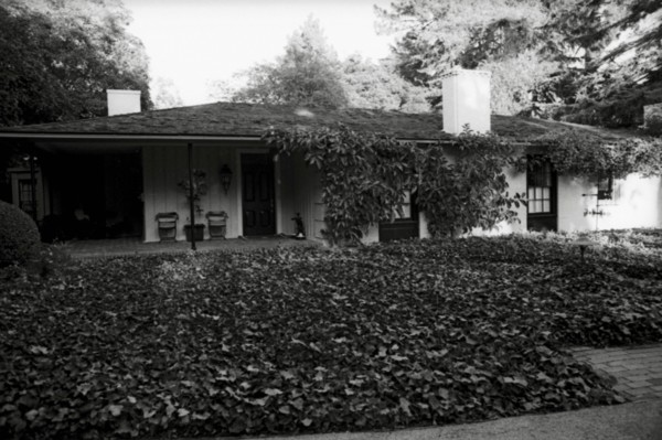 La propriété d'Alain Delon à Los Angeles