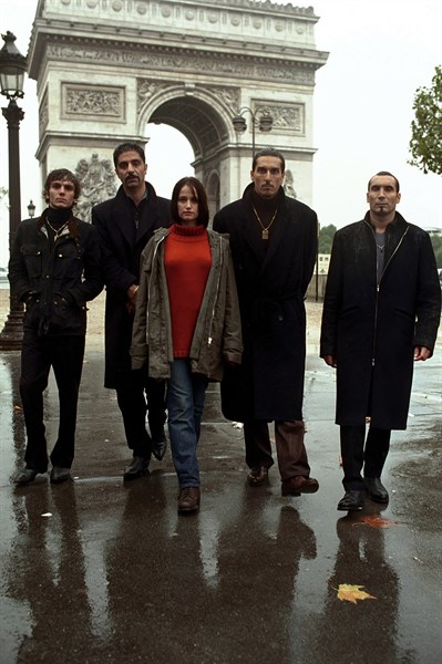 Ni pour, ni contre (bien au contraire)