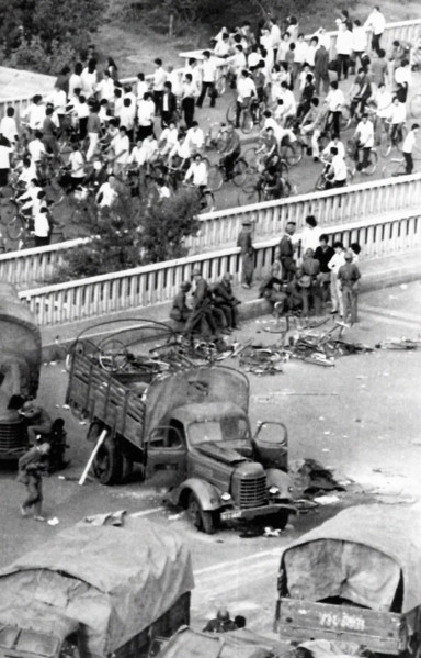 Massacres sur la place Tian'anmen