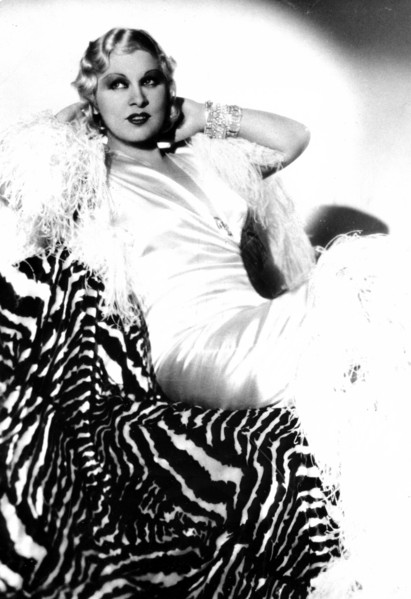 Mae WEST