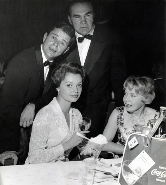 Press ball 1960: Nadja TILLER, Anni ONDRA, Walter GILLER, Max SCHMELING
