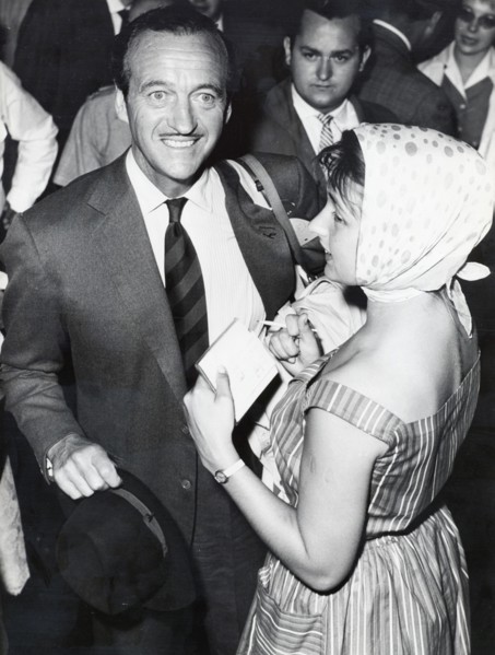 David NIVEN is asked for an autograph