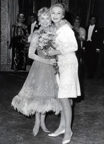 Maika RÖKK and Sybille KROHNE, 1966