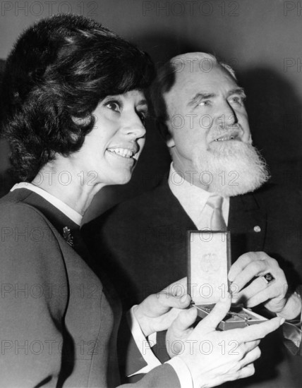 Caterina VALENTE and Alois HUNDHAMMER