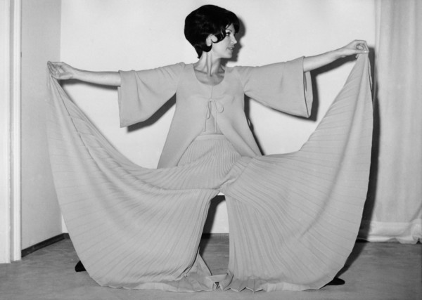 Petra SCHÜRMANN in a pants suit by Heinz Oestergaard, Munich 1969