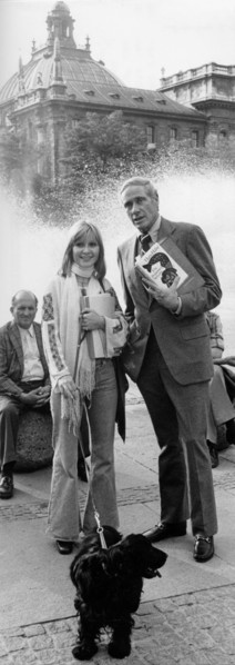 Susanne UHLEN and Mel FERRER in Munich, 1975