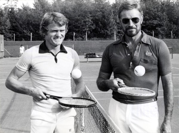 Sepp MAIER and Charlton HESTON at a tennis match, Munich 1976