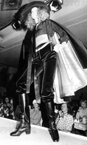VERUSCHKA as a model for 'Maja of Munich' 1977