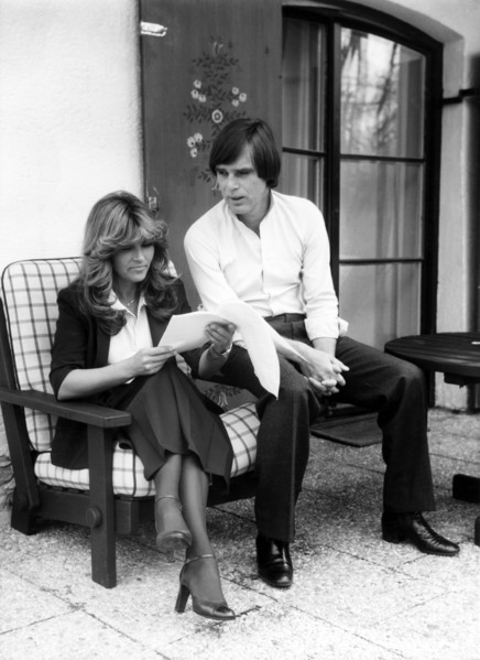 Horst JÜSSEN and Lena VALAITIS