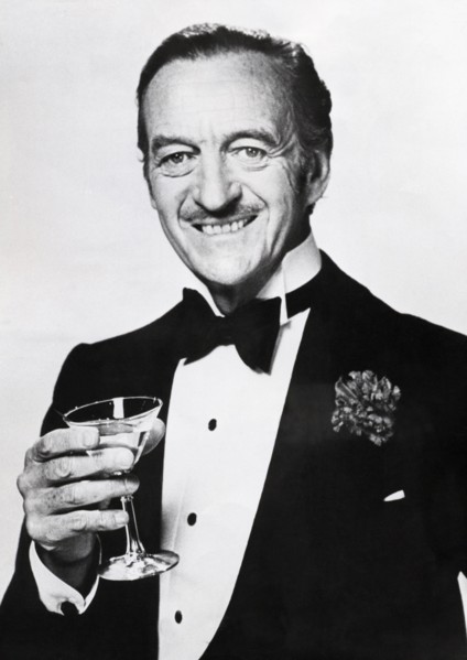 David NIVEN, portrait with cocktail glass