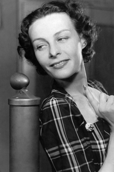 Ilse WERNER, portrait