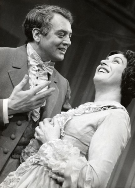 Will QUADFLIEG and Maria BECKER in 'A Month in the Country'