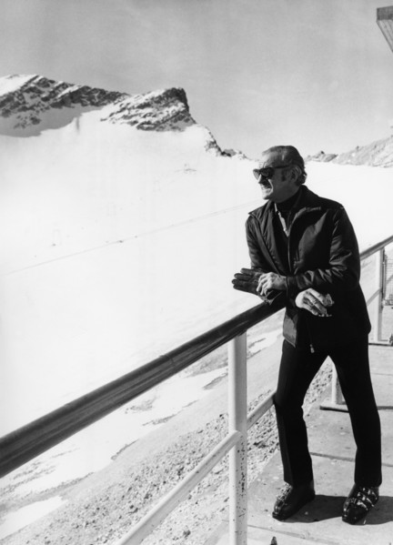 David NIVEN at the Zugspitze, 1971