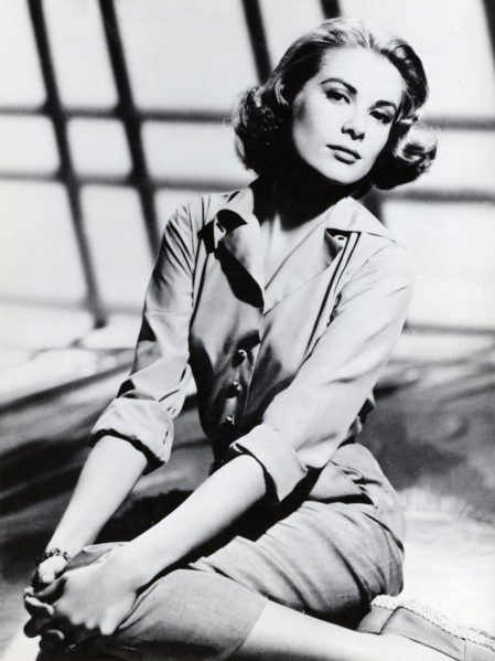 Grace KELLY, posing, 1955