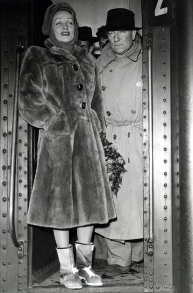 Marlene DIETRICH and Jean GABIN in Paris