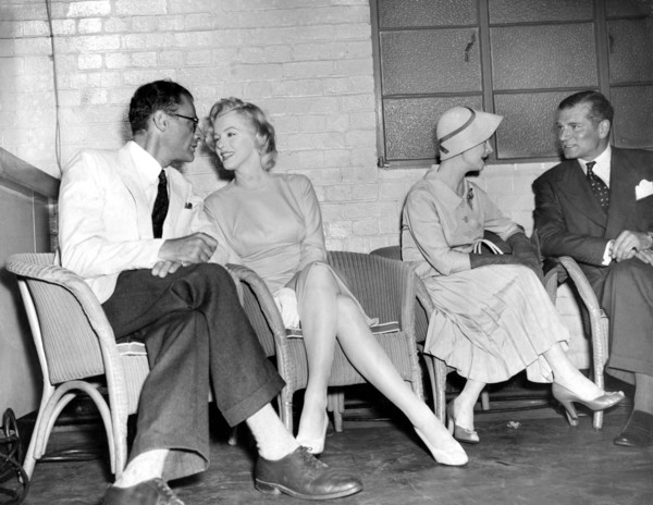 Arthur MILLER, Marilyn MONROE, Vivien LEIGH and Laurence OLIVIER, 1956