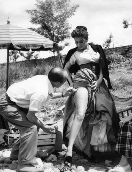 Sophia LOREN filming 'The Beautiful Müllerin', 1955