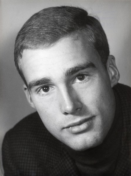 Sean FLYNN, portrait undated