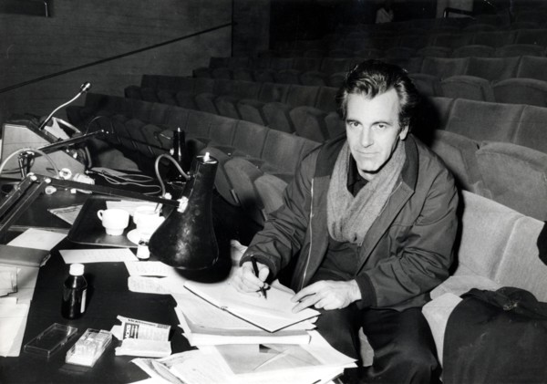 Maximilian SCHELL as director at the Olivier Theatre, London 1977