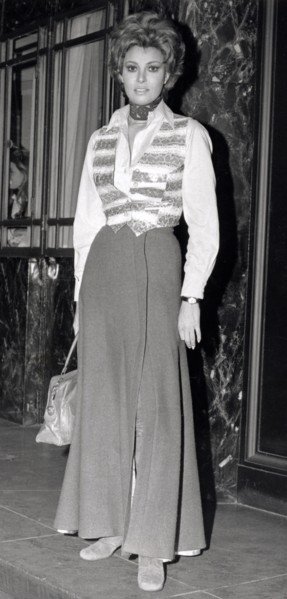 Raquel WELCH in London