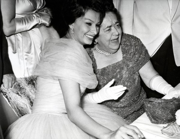 Sophia LOREN and Elsa MAXWELL, Berlinale 1959