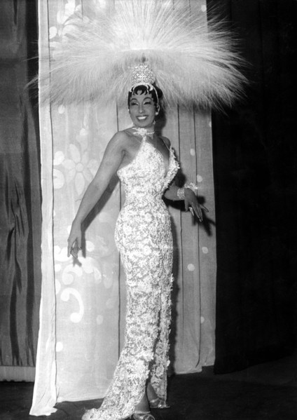 Josephine BAKER is starting her comeback