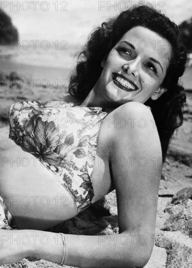 Jane RUSSELL, portrait in bikini, undated