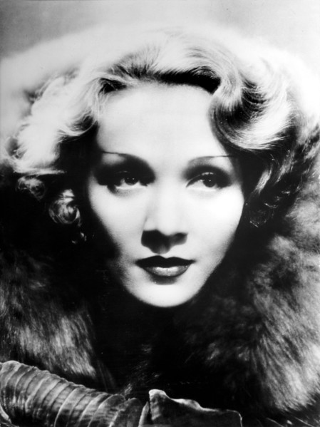 Marlene DIETRICH, portrait