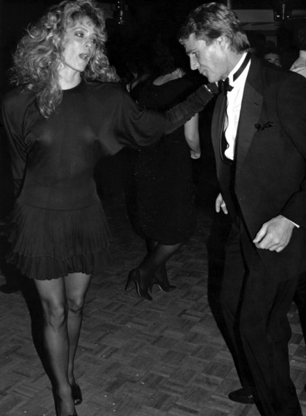 Farrah FAWCETT and Ryan O'NEAL dancing