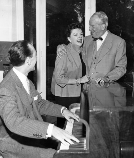 Félix PAQUET, Judy GARLAND and Maurice CHEVALIER, Paris 1960