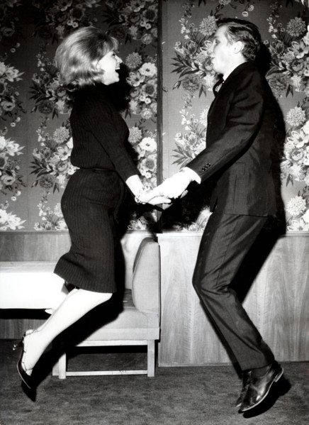 Peter KRAUS + Lil BABS dance 'Letkis'
