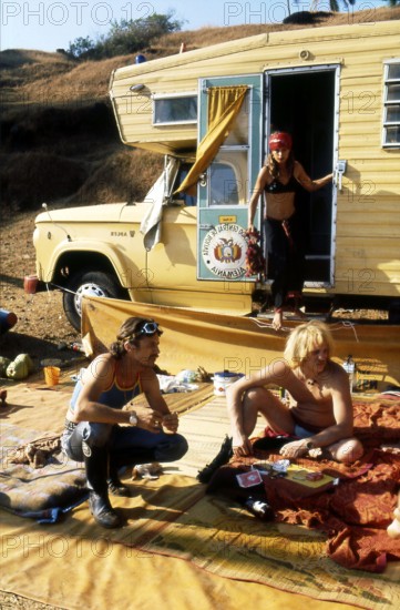 Uschi OBERMAIER and Dieter BOCKHORN on the beach in Goa