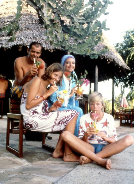 Walter GILLER with his family on vacation in Kenya, 1978