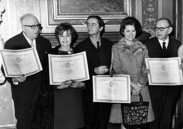 Award for L. SEIGNER, J. MOREAU, S. REGIANI, A. VERNON, F. LEDOUX