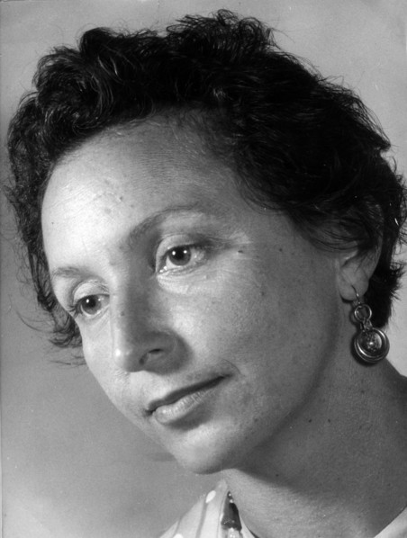 Judith HOLZMEISTER, portrait