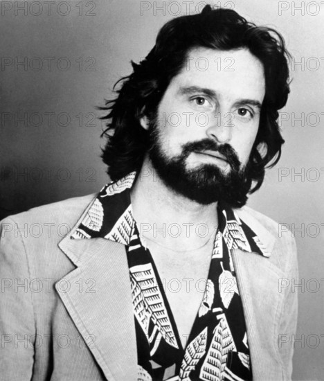 Michael DOUGLAS, portrait with full beard