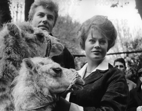 Anita EKBERG and Rik VAN NUTTER at the zoo