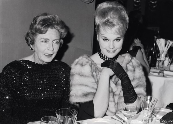 Elke SOMMER and her mother