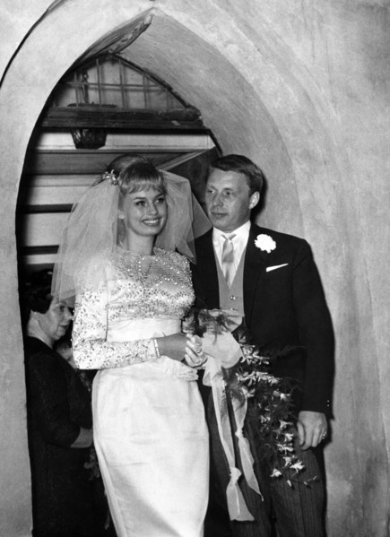 Wedding of Barbara VALENTIN to Rolf LÜDER, Berlin 1961