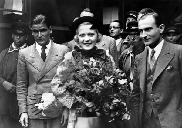 Martha EGGERTH, Paris 1935