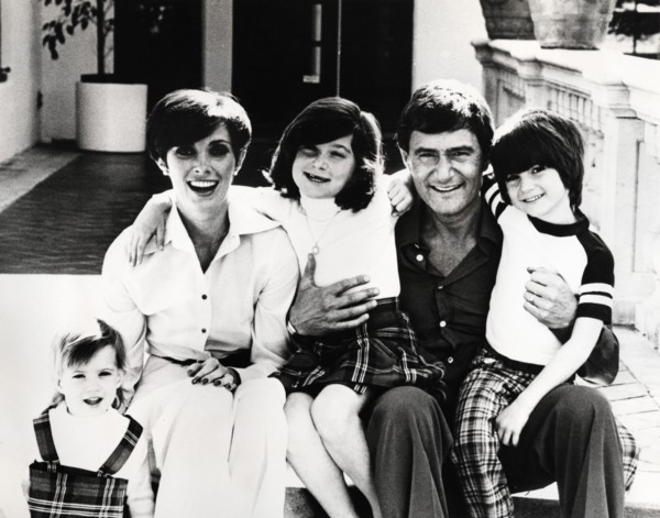 Vidal SASSOON with family 1974