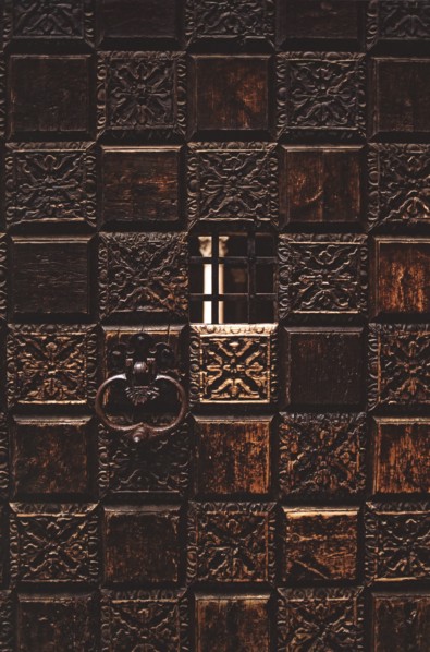 Le palais Ca' d'Oro à Venise : porte latérale sur la Calle Ca' d'Oro.