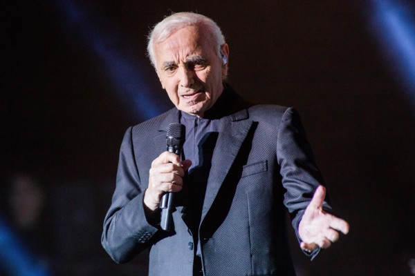 Milan, Italy. 13th Nov, 2017. The French singer-songwriter actor and public activist CHARLES AZNAVOUR perform live on stage at Teatro degli Arcimboldi. Credit: Rodolfo Sassano/Alamy Live News