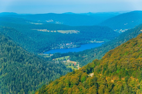 Lake Longemer at Xonrupt-Longemer, near GÃ©rardmer, seen from romantic road Route des CrÃªtes of the Vosges, Alsace, France