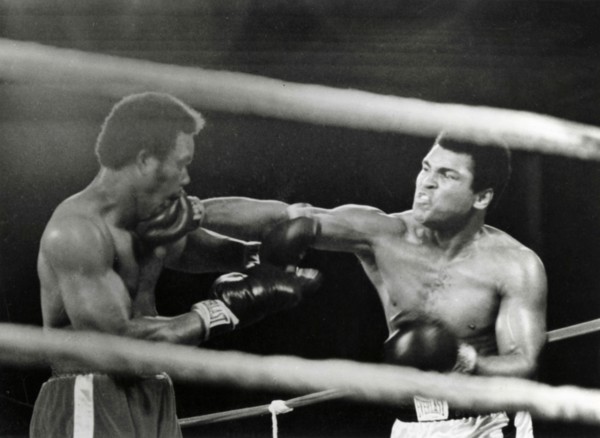 Boxing match between George Foreman and Muhammad Ali