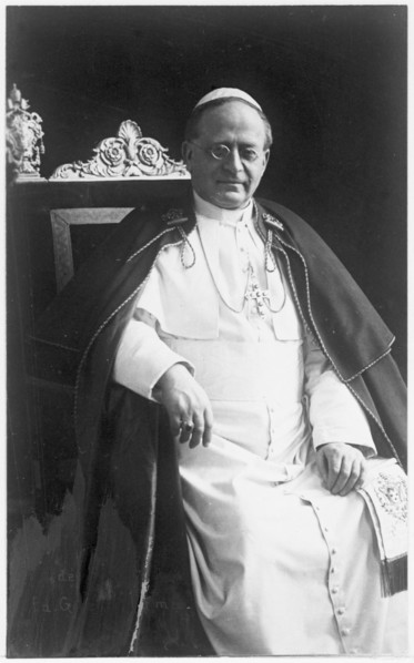 Szenen aus dem Leben von Papst Pius XI. Impressions of life of pope Pius XI (1857 - 1939)